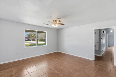 Tiny photo for 103 E Viser Street, Madisonville, TX 77864 (MLS # 26003647)