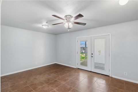 Tiny photo for 103 E Viser Street, Madisonville, TX 77864 (MLS # 26003647)