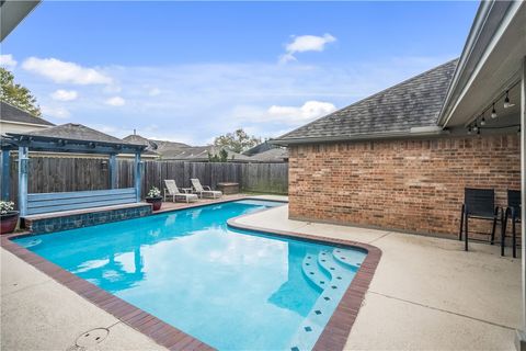 Tiny photo for 5215 Samuels Drive, Other, TX 77505 (MLS # 26003139)