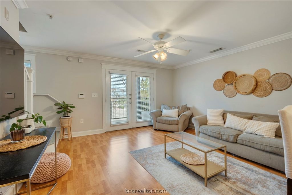 Photo of 1725 Harvey Mitchell Pkwy #1433, College Station, TX 77840 (MLS # 26002879)