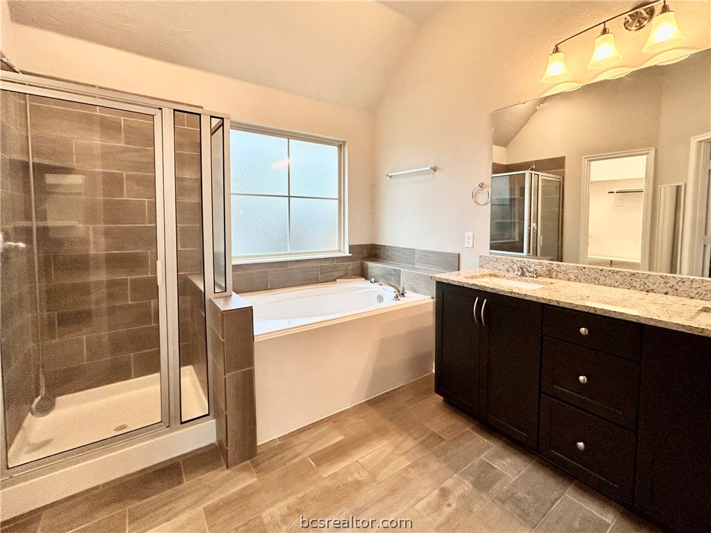 Bryan, Texas 77807, United States, 3 Bedrooms Bedrooms, ,2 BathroomsBathrooms,Residential,Pending,60527