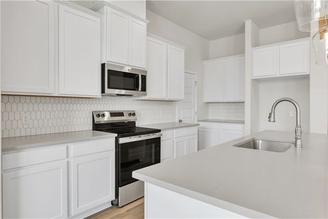 Tiny photo for 3525 Pointe du Hoc Loop, Bryan, TX 77808 (MLS # 25012458)