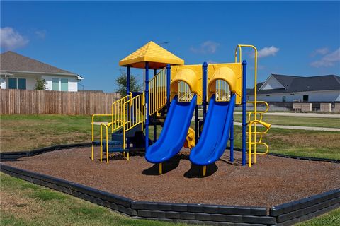 Tiny photo for 3525 Pointe du Hoc Loop, Bryan, TX 77808 (MLS # 25012458)