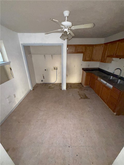 Tiny photo for 1007 N Washington Avenue, Bryan, TX 77803 (MLS # 26012406)