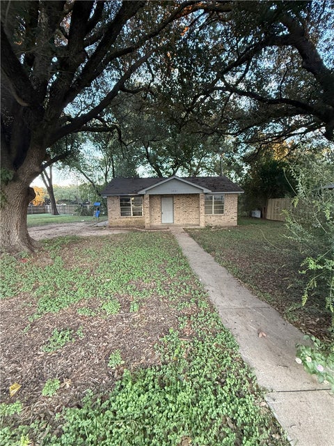Photo of 1007 N Washington Avenue, Bryan, TX 77803 (MLS # 26012406)