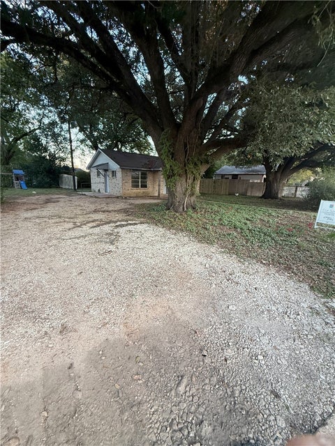 Tiny photo for 1007 N Washington Avenue, Bryan, TX 77803 (MLS # 26012406)