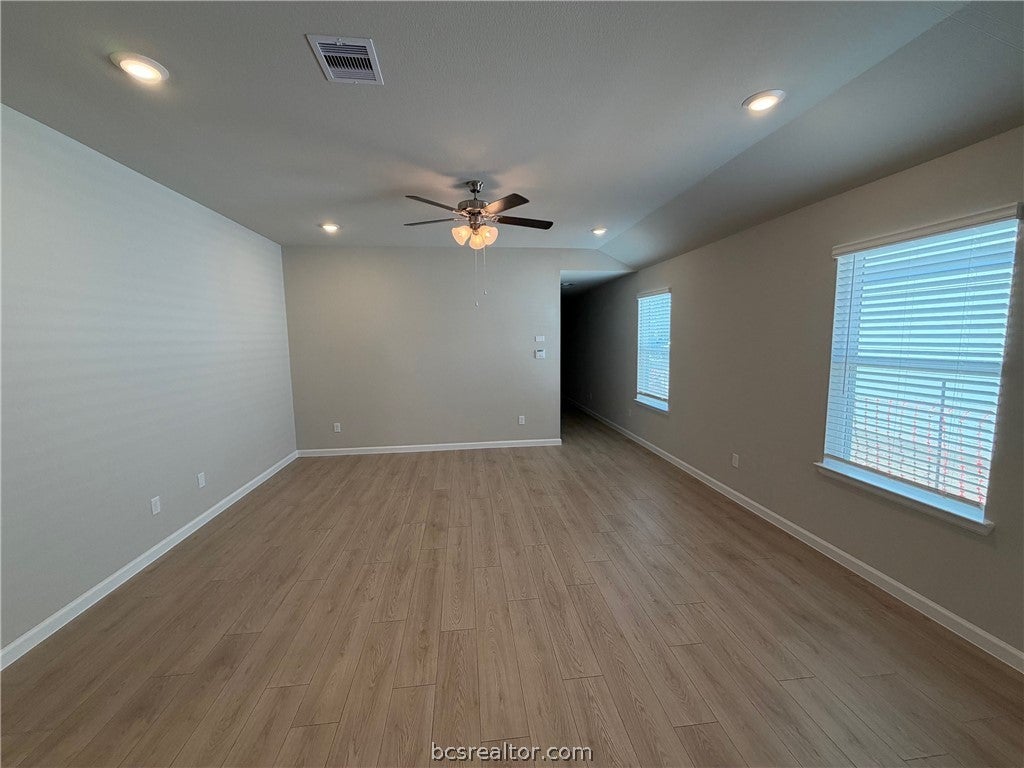 908 Lady Bird Lane