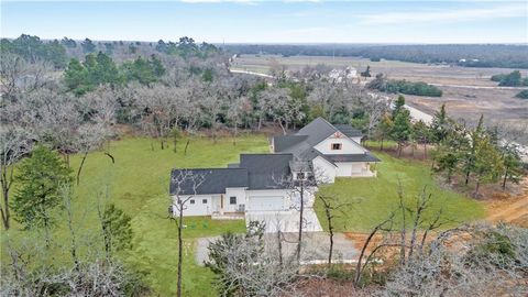 Tiny photo for 9 Old hickory Trail, Franklin, TX 77856 (MLS # 26002601)