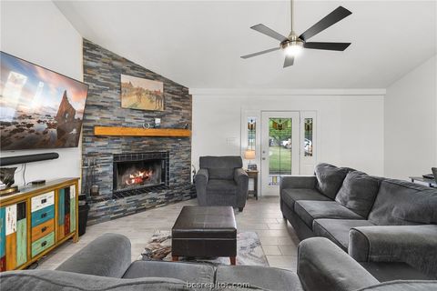 Tiny photo for 203 Saffles Rd Rd, Robinson, TX 76706 (MLS # 26004216)