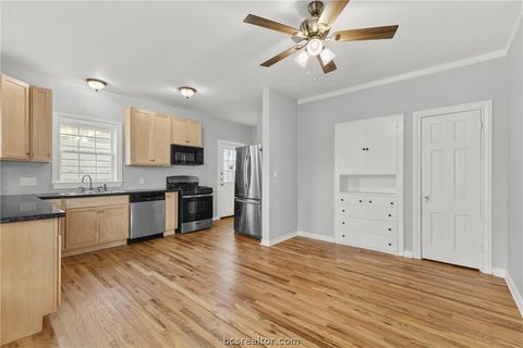 Tiny photo for 710 E 32nd Street, Bryan, TX 77803 (MLS # 26002290)