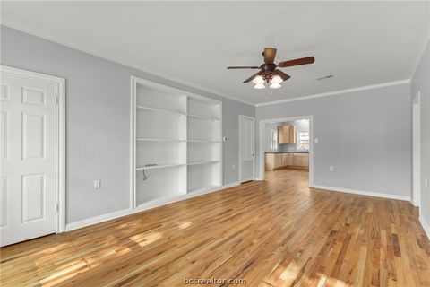 Tiny photo for 710 E 32nd Street, Bryan, TX 77803 (MLS # 26002290)