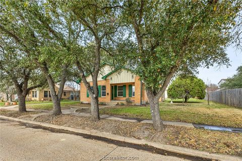 Tiny photo for 710 E 32nd Street, Bryan, TX 77803 (MLS # 26002290)
