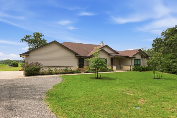 3104 Stonewood Drive