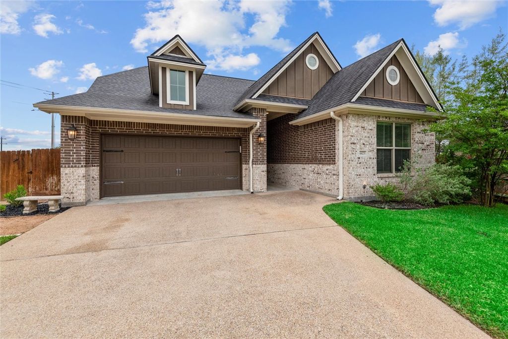 Photo of 4423 Toddington Lane, College Station, TX 77845 (MLS # 26004534)