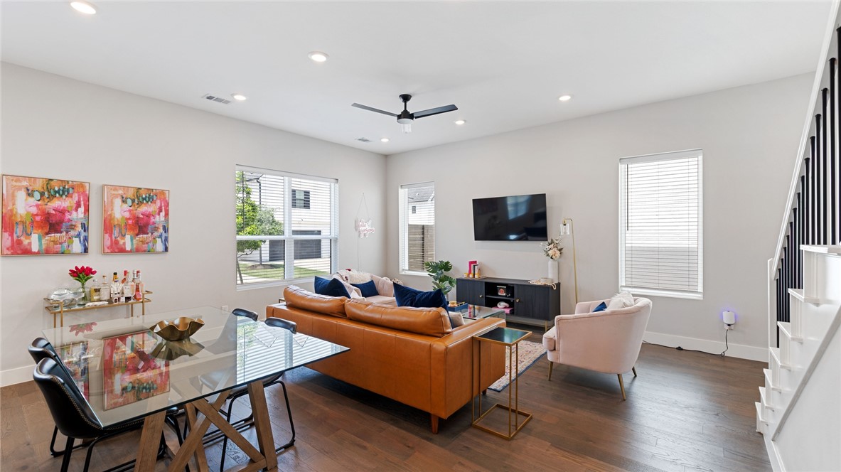 College Station, Texas 77840, United States, 4 Bedrooms Bedrooms, ,5 BathroomsBathrooms,Residential,Active,235539