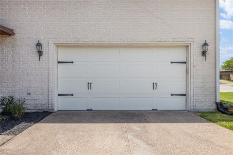 Tiny photo for 2182 Chestnut Oak Circle, College Station, TX 77845 (MLS # 26004533)