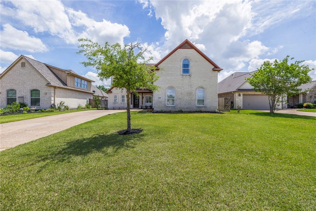 Photo of 2182 Chestnut Oak Circle, College Station, TX 77845 (MLS # 26004533)