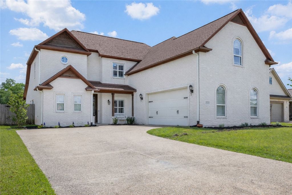 Photo of 2182 Chestnut Oak Circle, College Station, TX 77845 (MLS # 26004533)