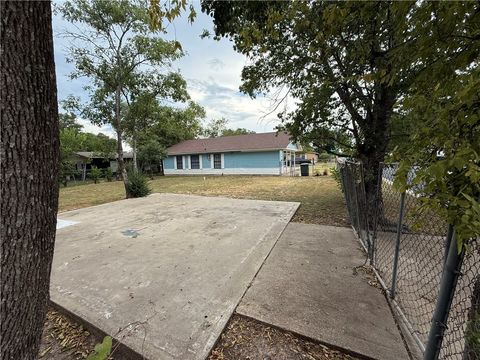 Tiny photo for 1701 Rosedale Street, Bryan, TX 77803 (MLS # 25010860)