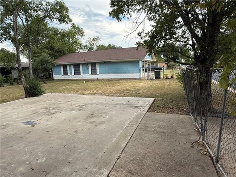 Tiny photo for 1701 Rosedale Street, Bryan, TX 77803 (MLS # 25010860)