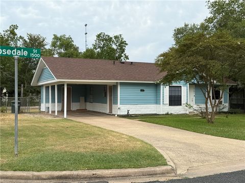 Tiny photo for 1701 Rosedale Street, Bryan, TX 77803 (MLS # 25010860)