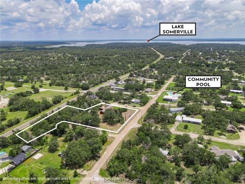 Photo of 108 Moss Oak Circle, Somerville, TX 77879 (MLS # 26005986)