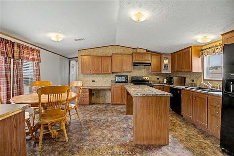 Tiny photo for 108 Moss Oak Circle, Somerville, TX 77879 (MLS # 26005986)