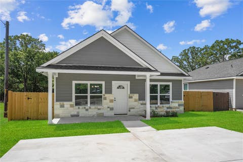 Tiny photo for 1913 Marshall Avenue, Bryan, TX 77803 (MLS # 26008619)