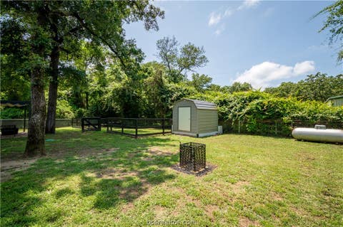 Tiny photo for 15 Golfclub Drive, Hilltop Lakes, TX 77871 (MLS # 26007408)