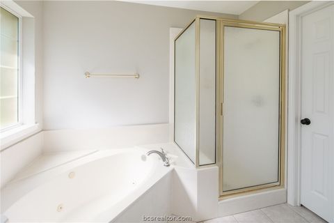Tiny photo for 4601 Park Haven Circle, Bryan, TX 77802 (MLS # 26005456)