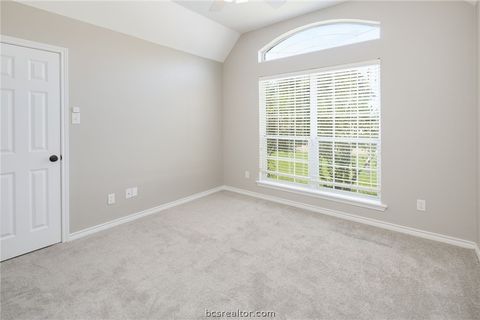 Tiny photo for 4601 Park Haven Circle, Bryan, TX 77802 (MLS # 26005456)