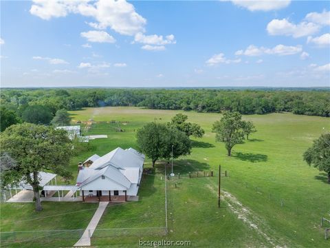 Photo of 3004 County Road 310, Caldwell, TX 77836 (MLS # 26005184)