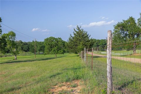 Tiny photo for 3004 County Road 310, Caldwell, TX 77836 (MLS # 26005184)