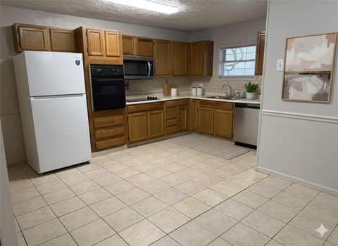 Tiny photo for 1302 E 23rd Street, Bryan, TX 77803 (MLS # 26003369)