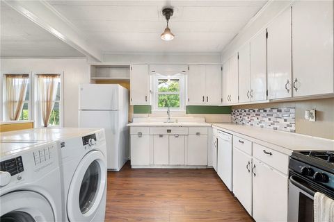 Tiny photo for 114 Worthy Street, Donie, TX 75838 (MLS # 26004187)