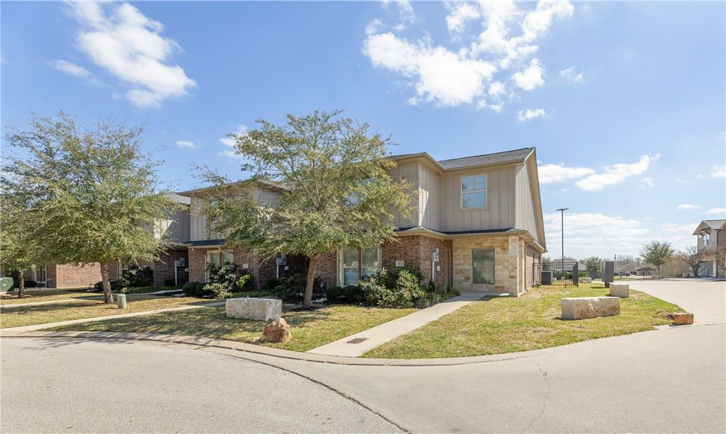 Photo of 3633 Kenyon Drive, College Station, TX 77845 (MLS # 26002886)