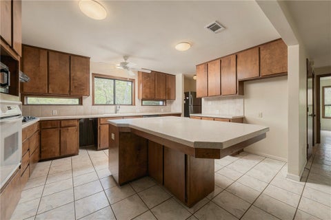 Tiny photo for 5000 Lantern Lane, Bryan, TX 77808 (MLS # 26011483)