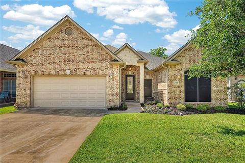 Photo of 1909 Debbie Drive, Bryan, TX 77802 (MLS # 26005441)