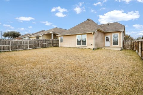 Tiny photo for 2812 Silver Oak Drive, College Station, TX 77845 (MLS # 26000630)