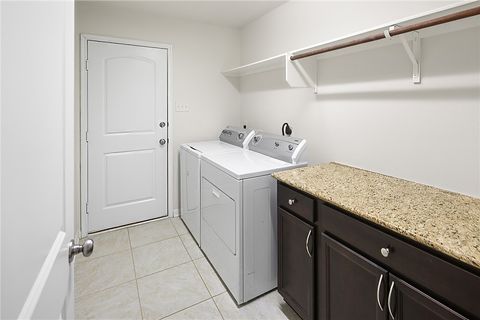 Tiny photo for 2812 Silver Oak Drive, College Station, TX 77845 (MLS # 26000630)