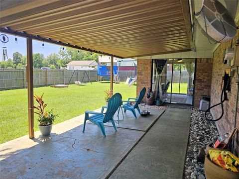 Tiny photo for 601 Rogers ST, Normangee, TX 77871 (MLS # 26006029)