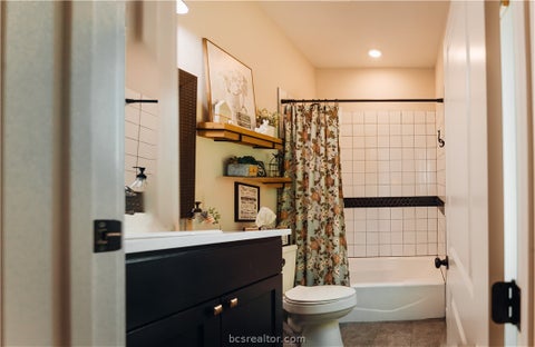 Tiny photo for 5036 Glory Road, Bryan, TX 77808 (MLS # 26007154)
