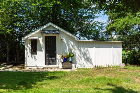 Tiny photo for 5036 Glory Road, Bryan, TX 77808 (MLS # 26007154)
