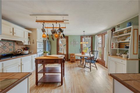 Tiny photo for 501 W Buck Street, Caldwell, TX 77836 (MLS # 26002644)