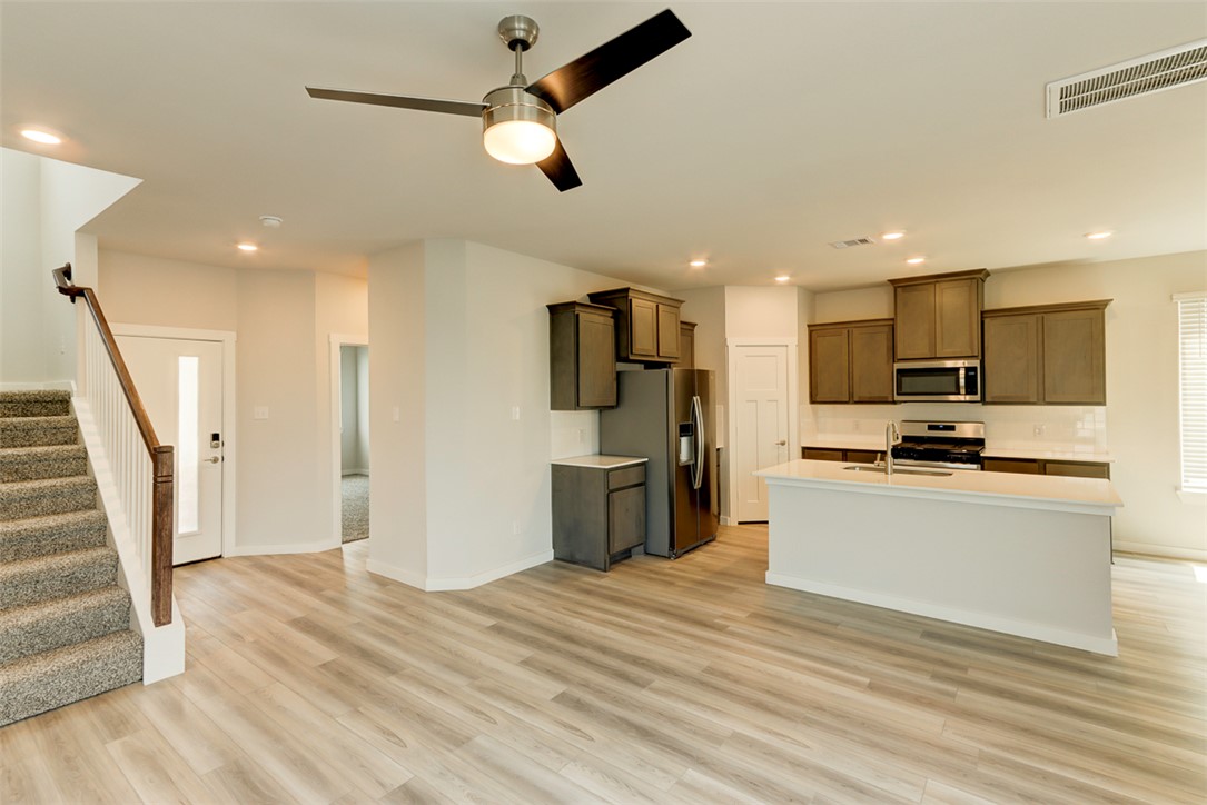 College Station, Texas 77845, United States, 3 Bedrooms Bedrooms, ,3 BathroomsBathrooms,Residential,Active,148963