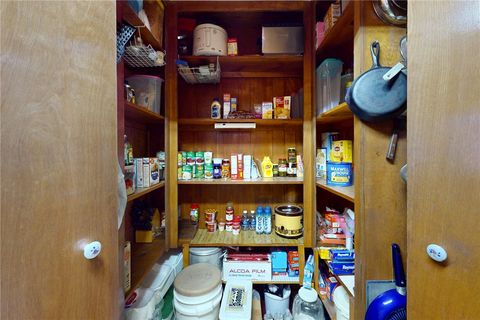 Tiny photo for 409 W Morgan Street, Franklin, TX 77856 (MLS # 25013021)