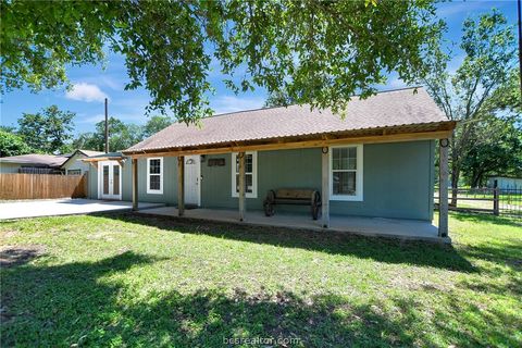 Tiny photo for 3087 Johnson Lane, Madisonville, TX 77864 (MLS # 26005998)