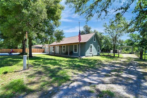 Tiny photo for 3087 Johnson Lane, Madisonville, TX 77864 (MLS # 26005998)