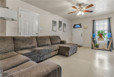 Tiny photo for 1009 W 17th Street, Bryan, TX 77803 (MLS # 26004196)