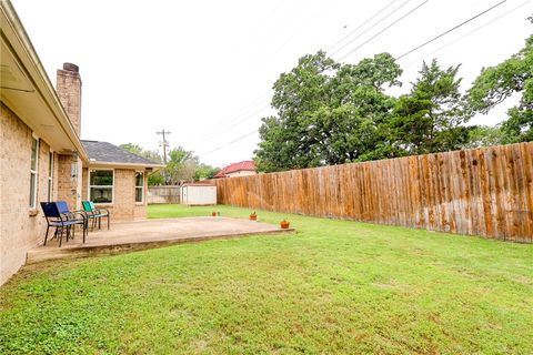Tiny photo for 2004 Sandalwood Lane, Bryan, TX 77807 (MLS # 26005218)